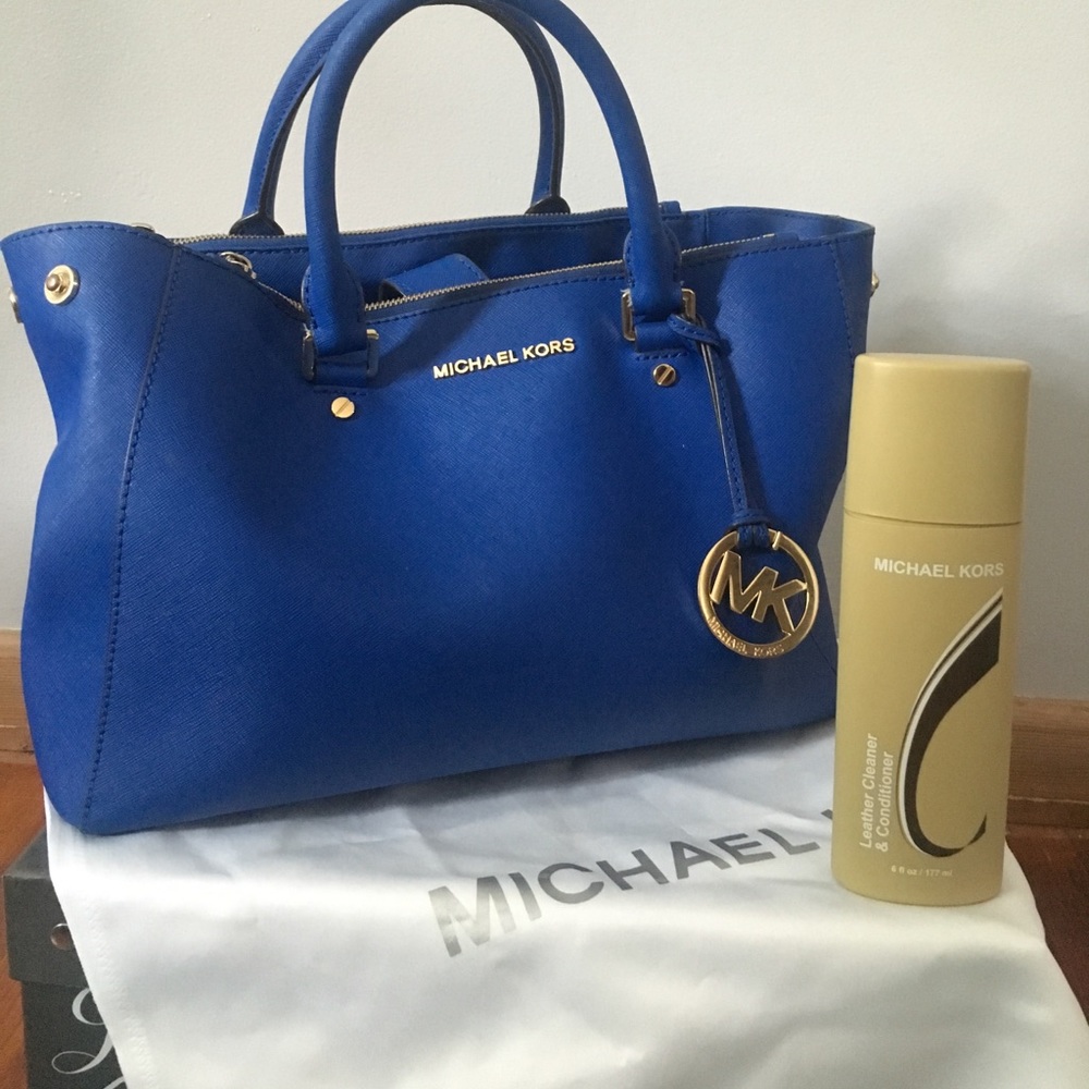 Michael Kors Sutton
