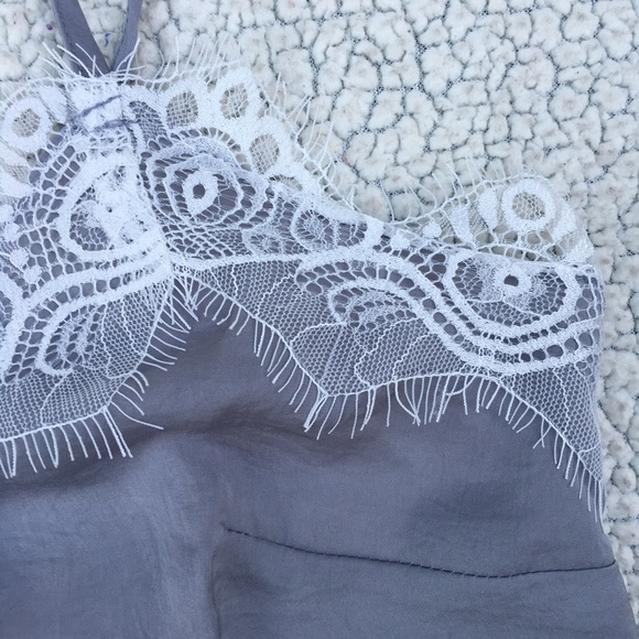 🌴 The Sami Silk Cami - Picture 7 of 7