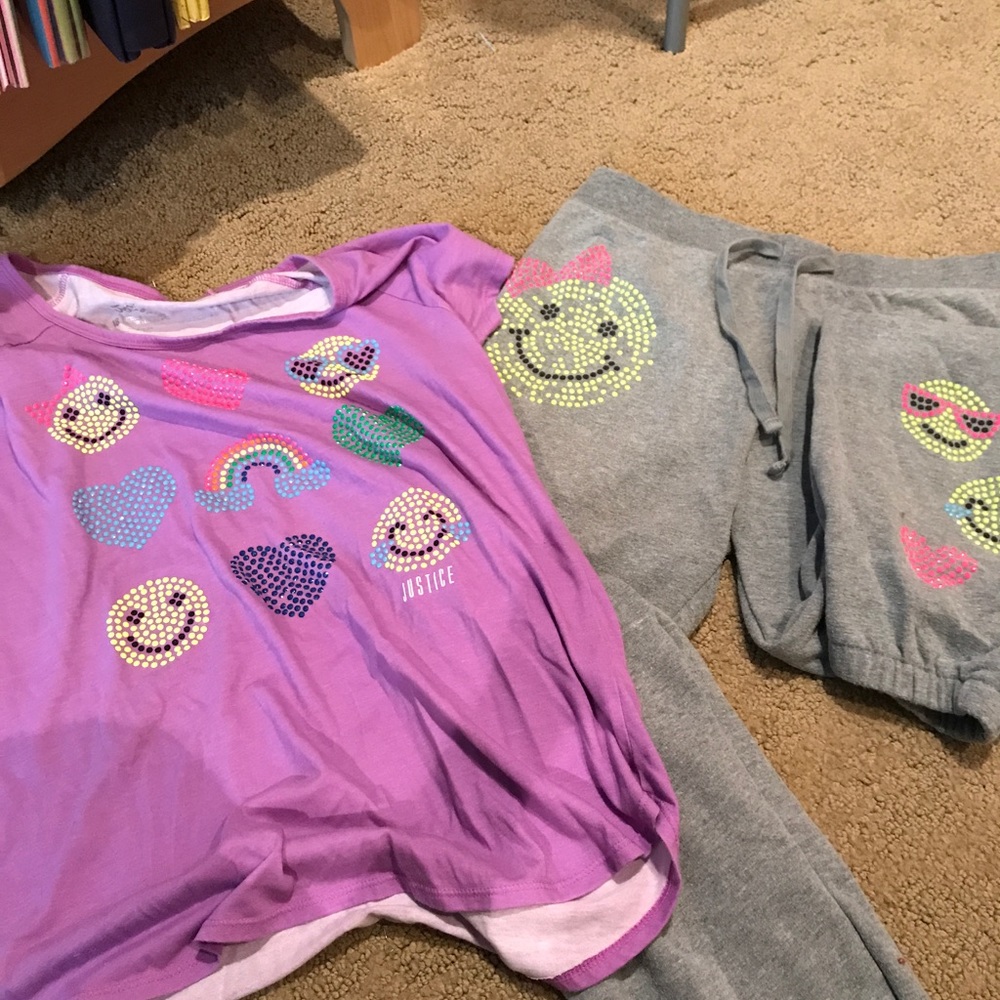 Justice sweat pants and Tshirt
