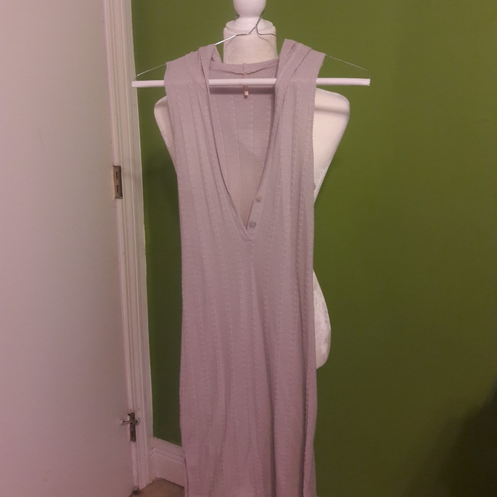 Crochet hoodie tunic in light gray in size small