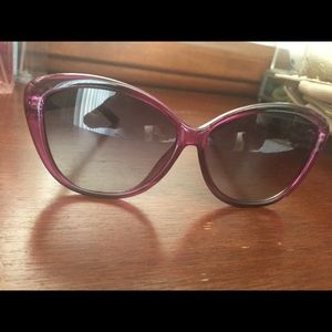 Guess sunglasses with case.