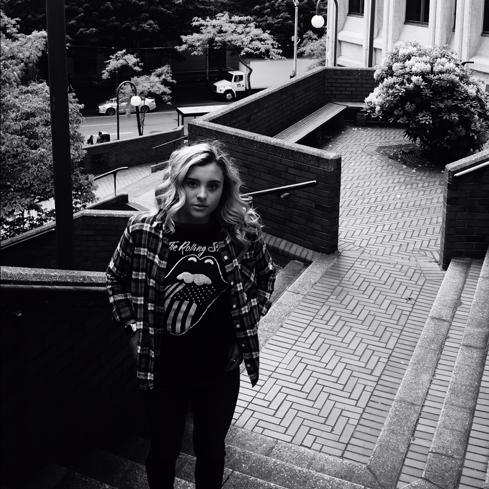 Meet your Posher, Madi