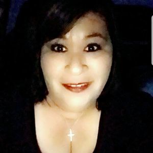 Meet your Posher, Lea