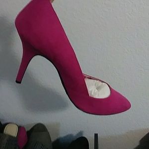 Hot Pink Heels