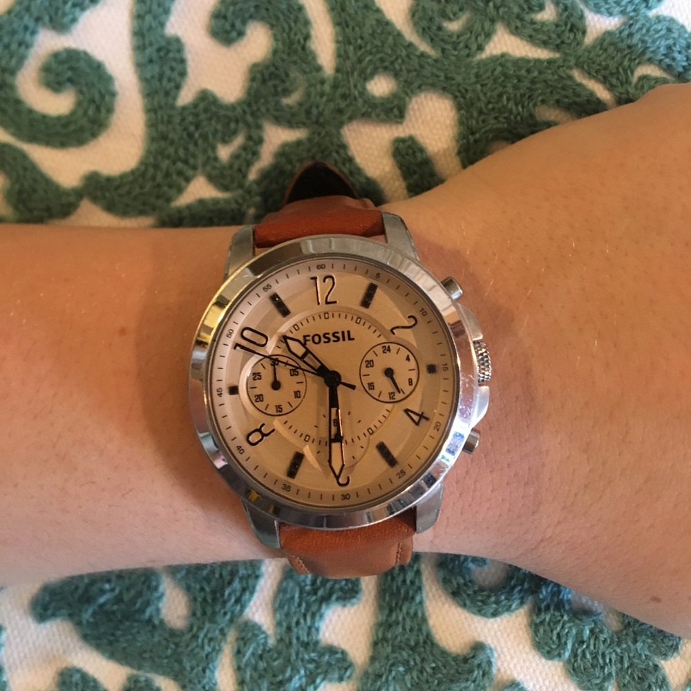 Ladies tan face brown leather strap FOSSIL WATCH