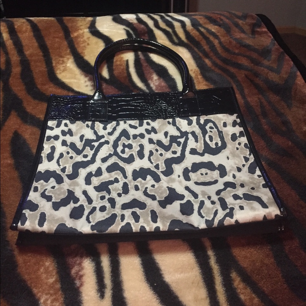 Handbag