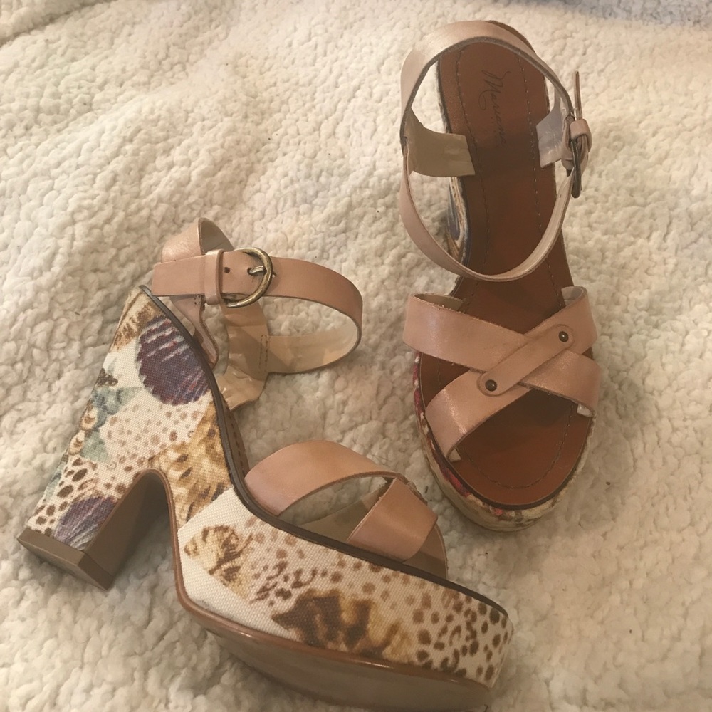 Mariana platform heel multi color size 7/37