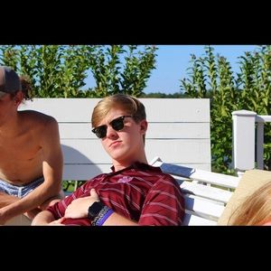 Meet your Posher, Marc