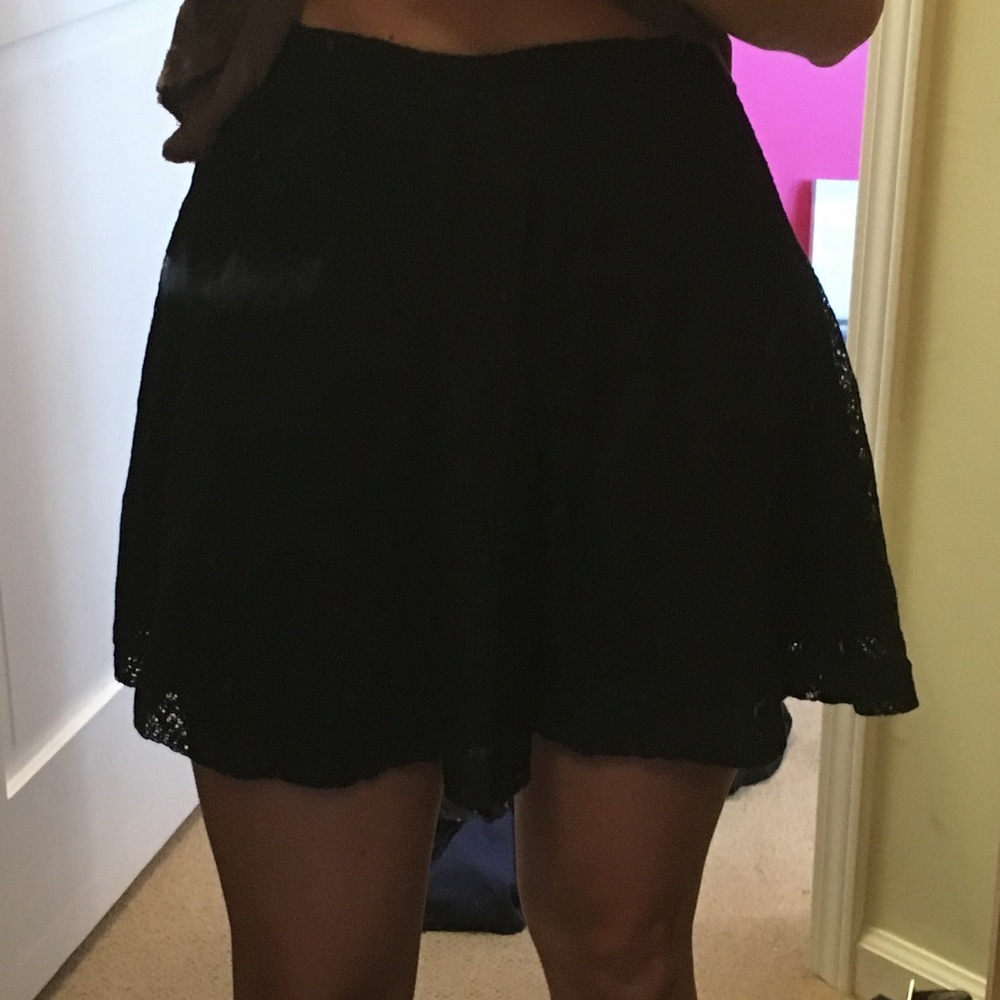 Lace skirt