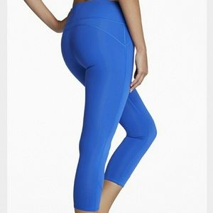 Fabletics Lima Capri