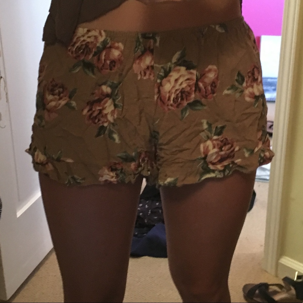 Flowy shorts