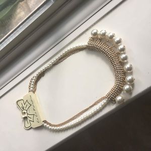Brand new faux pearl gold necklace