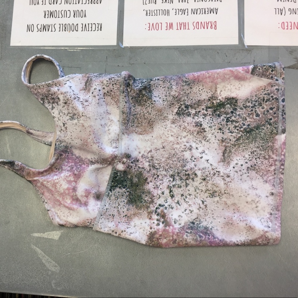 Lulu lemon athletic top