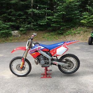 Meet your Posher, Colby