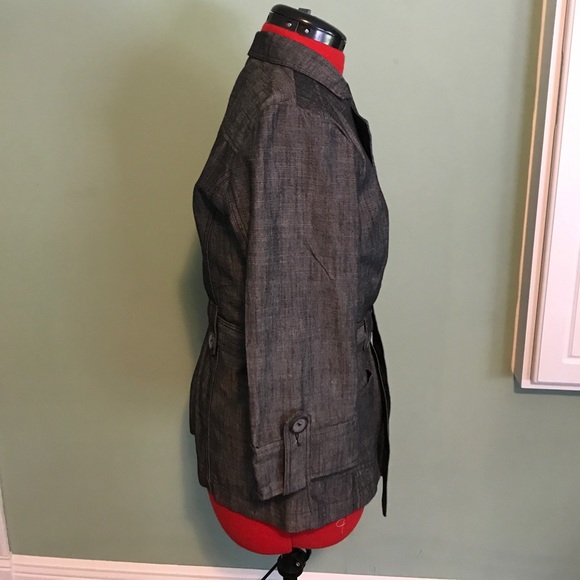 Grey Jacket - Picture 2 of 8