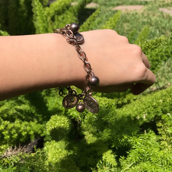 Cute vintage coin charms bracelet - Picture 3 of 4