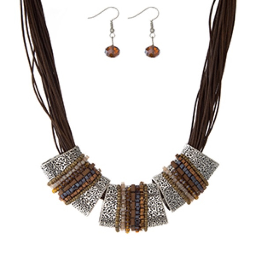 Brown Silver Pendant Necklace Set - Picture 2 of 3