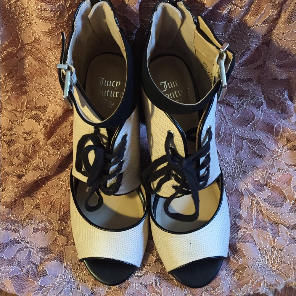 Juicy Couture Milan Nude Pumps - Picture 2 of 6