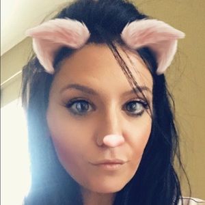 Meet your Posher, Nina