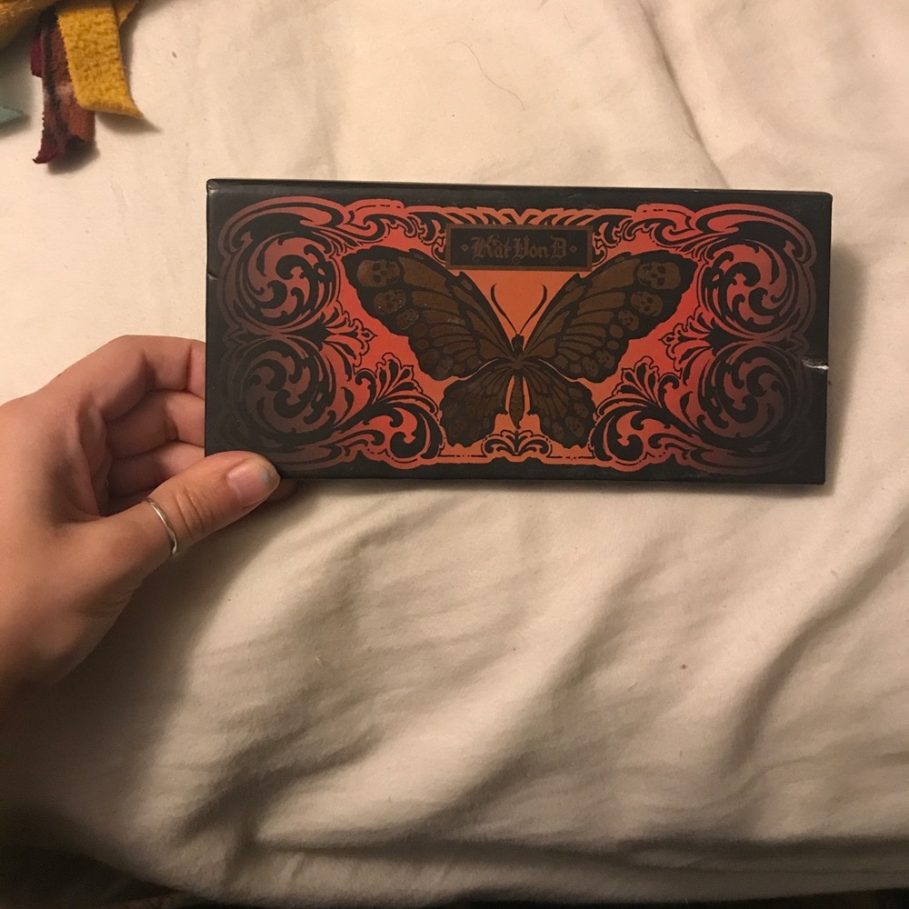 Kat Von D Monarch Eyeshadow Palette