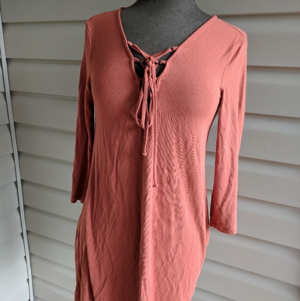 🌟🌟Forever 21 V-Neck Dress