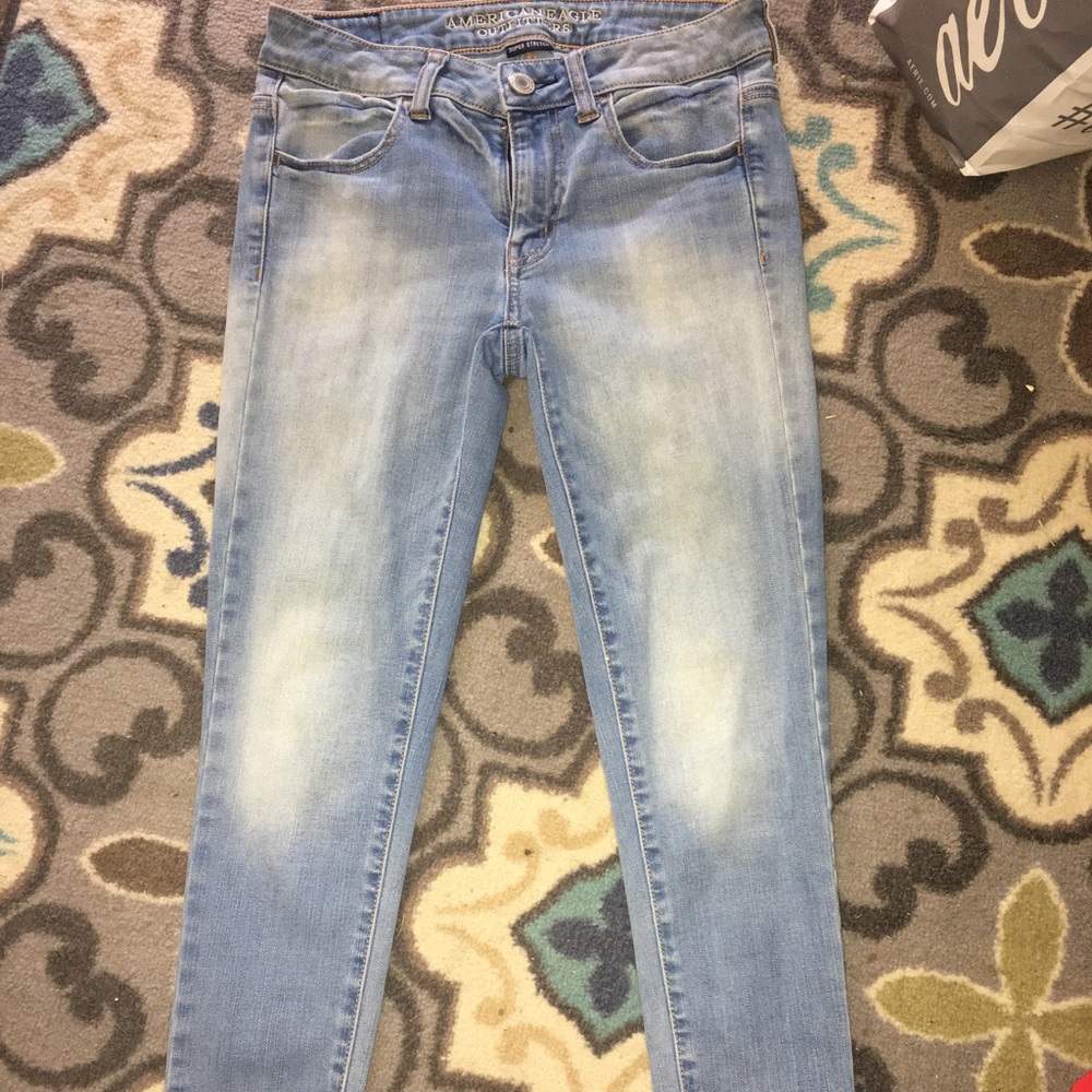 AEO LIGHT JEANS
