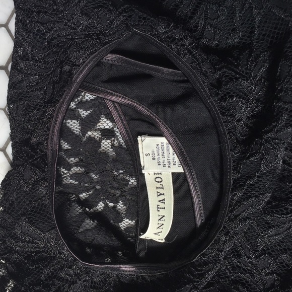 3️⃣ for 3️⃣0️⃣! 🖤90’s AT lace bodysuit🖤 - Picture 3 of 4