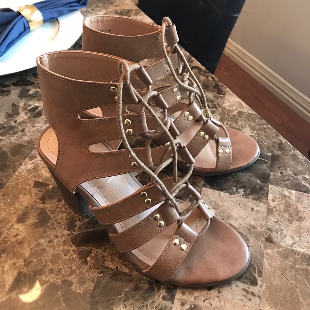BNWOB madden girl gladiator heels
