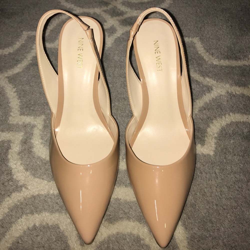 Nude patent sling back heels