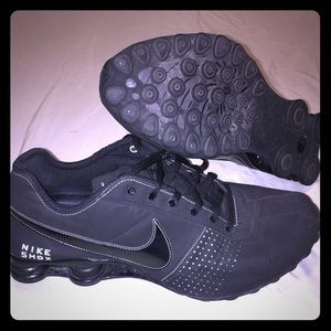 nike shox deliver black suede