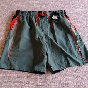 NEW Nike Swim Trunks Size XL Style NESS6350
