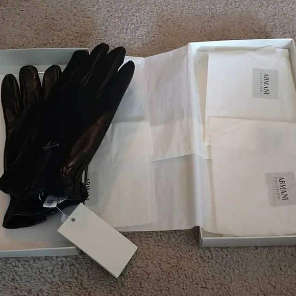 Armani Collezioni Accessories - Unisex armani leather gloves nwt