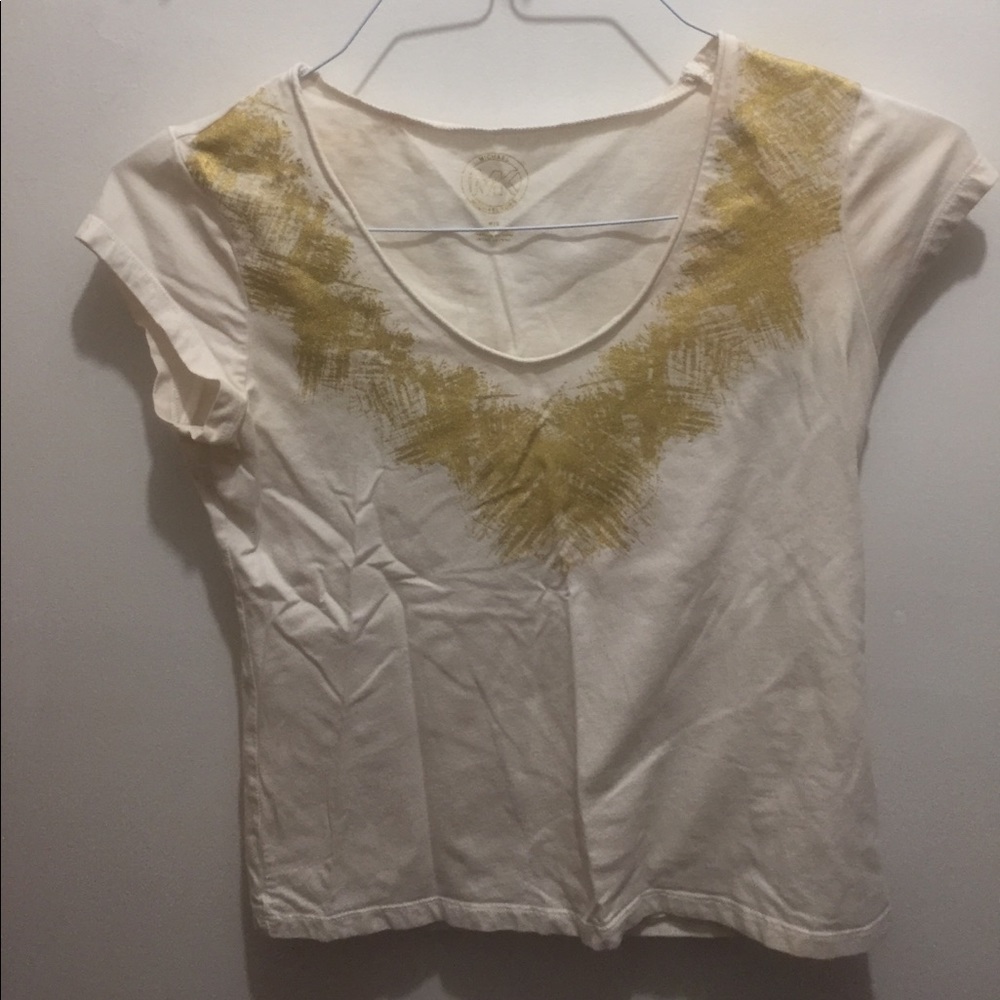 White t shirt
