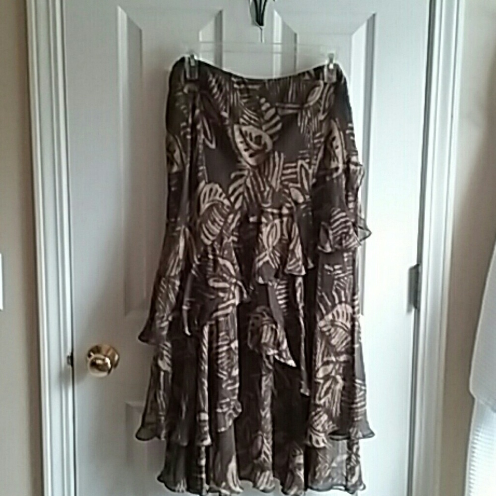 Lauren Ralph Lauren  flowing 3 tiered skirt