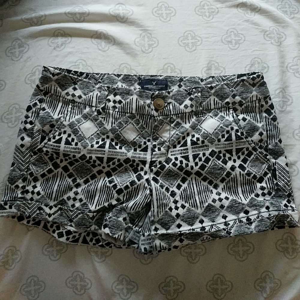 American Eagle Patterned Midi Shorts