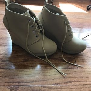 WORN ONCE! Light tan booties