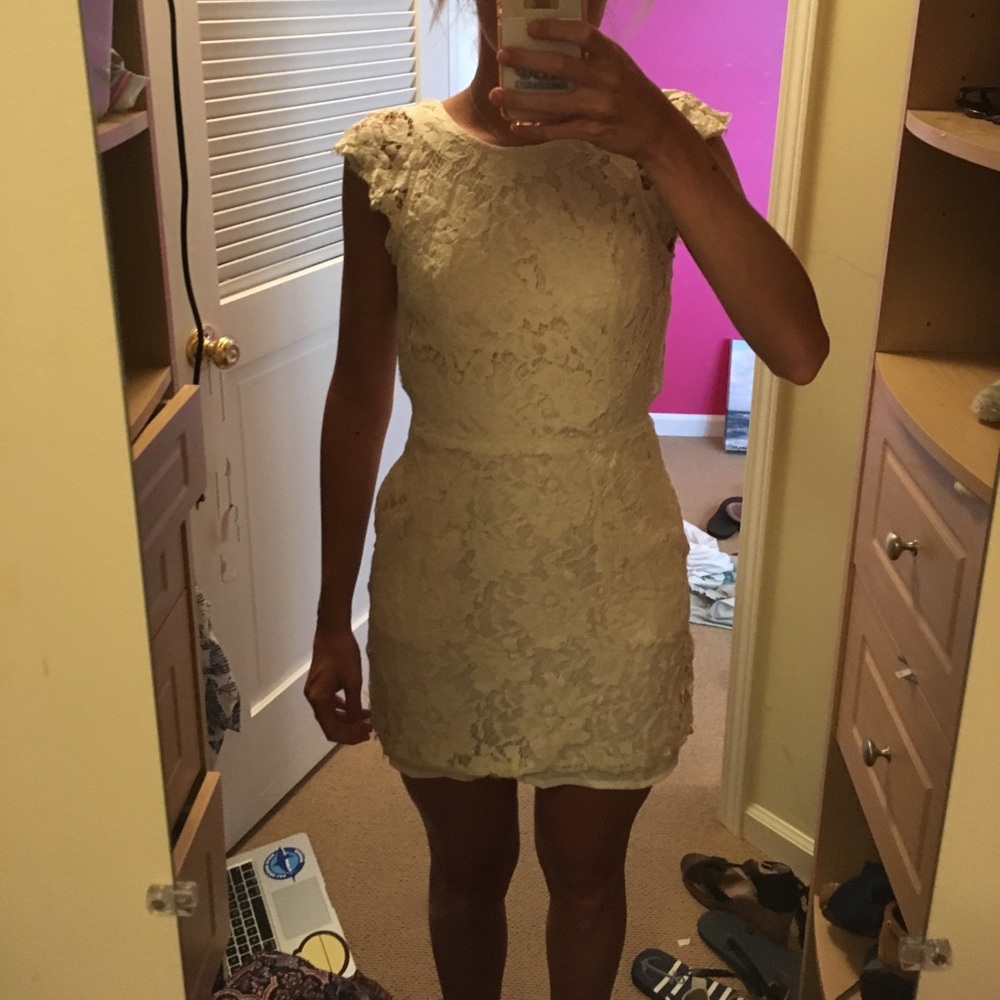 White lace dress