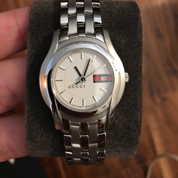 Gucci watch - Picture 3 of 5