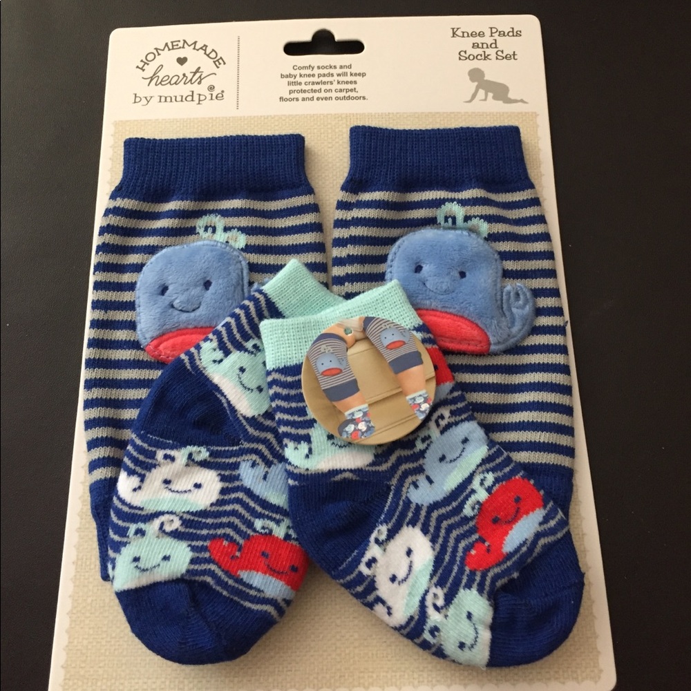 Nwt baby knee pads and sock set
