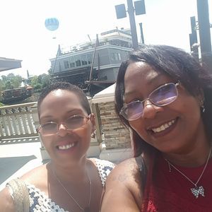 Meet your Posher, Mayra