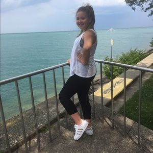 Meet your Posher, Olivia