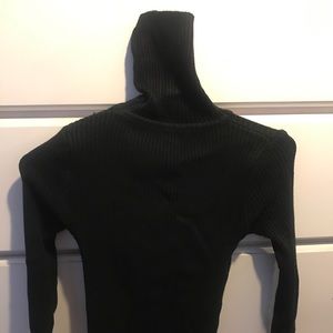 Black Long Sleeve Turtleneck
