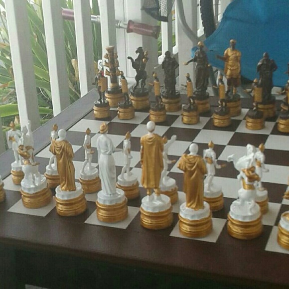 21" brown and white leatherette b/ ancient pieces - Picture 4 of 8