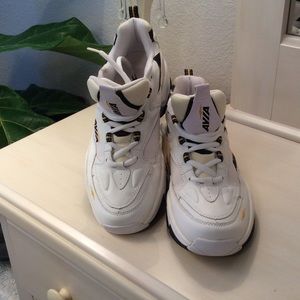 AVIA MEN'S ATHLETIC CROSS-TRAINING SPORTS SHOE