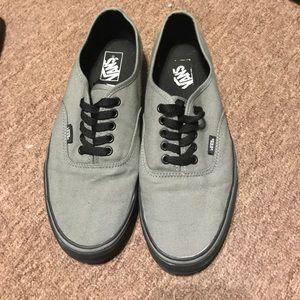 Men's 10.5 vans grey and black