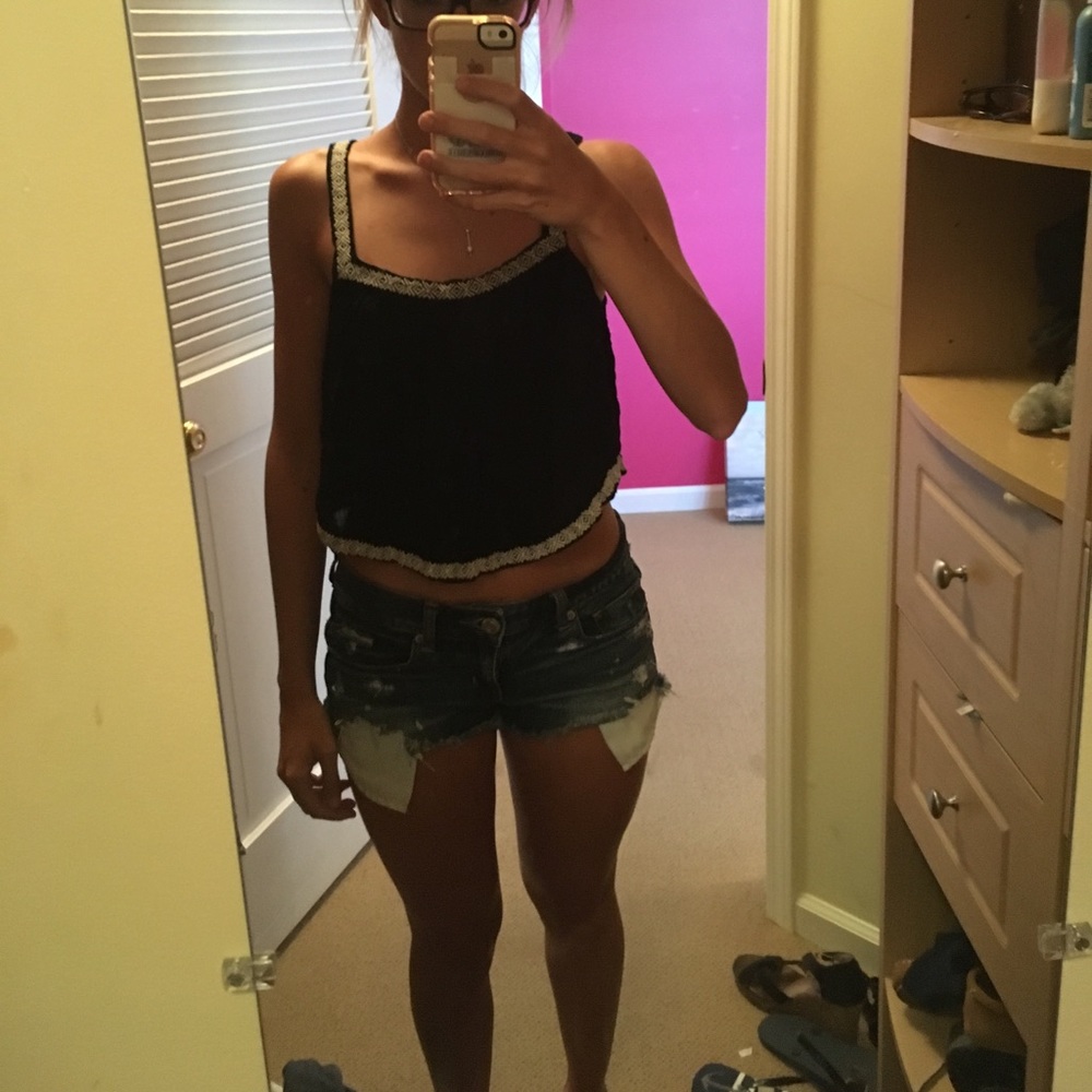 Black crop top