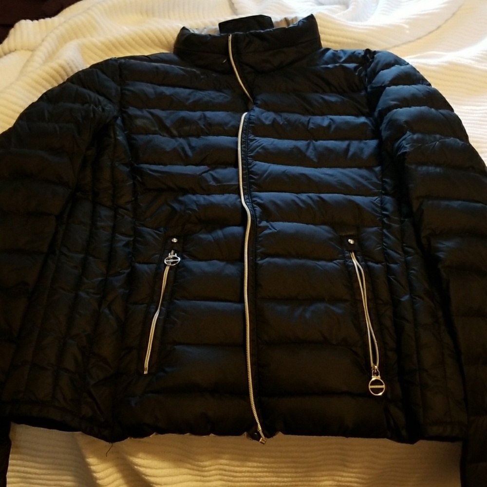 Light down jacket