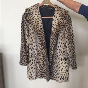 Vintage 1960s faux fur leopard coat