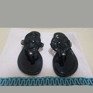 Tory Burch Miller Black Patent Size 6