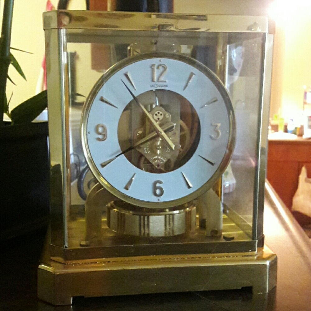 Jaeger Lecoultre Atmos desk clock